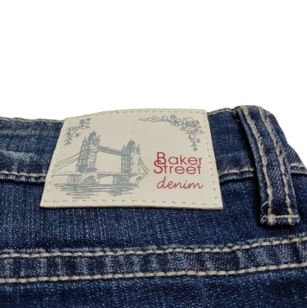 Baker Street Denim Women's Embroidered Ryinstone Embellished Jeans Size 13 NWT - Picture 8 of 11